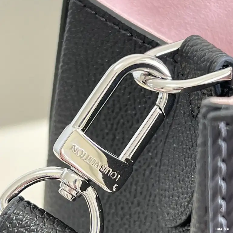 Fashionrepsfam ru 2206YA0048 LV Bag 0814